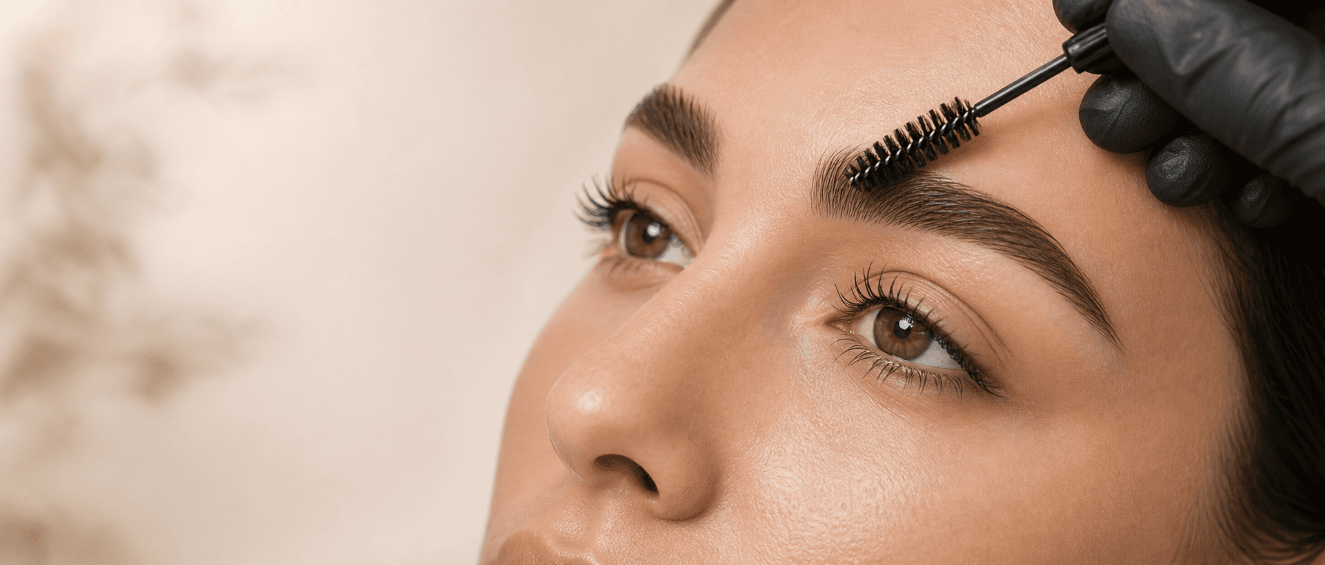 Sprâncene stilizate Sonia Brow Specialist